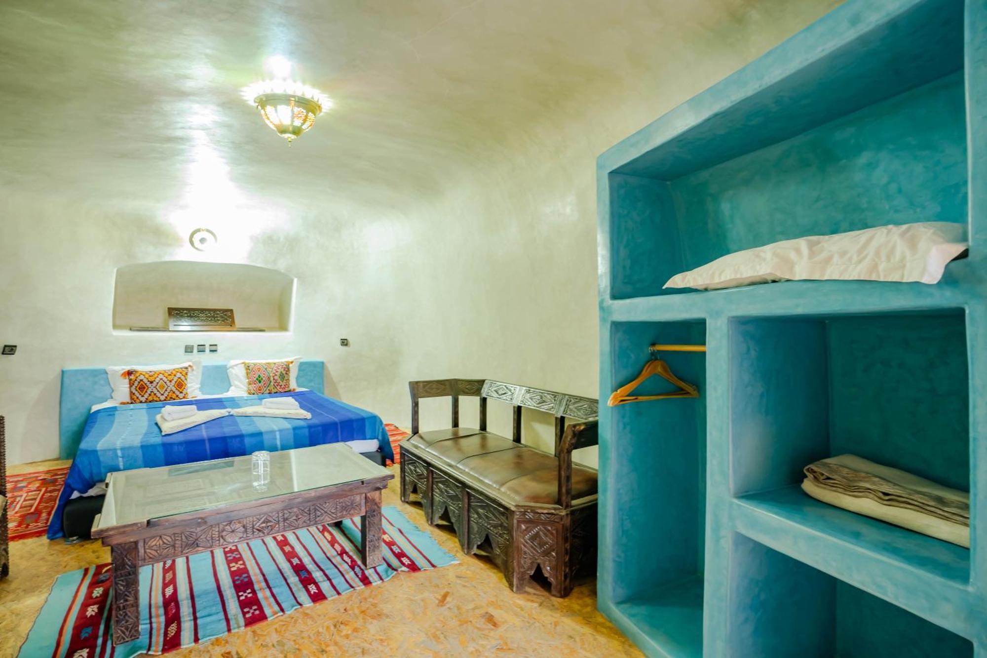 Kasbah Tizzarouine Panzió Boumalne Kültér fotó